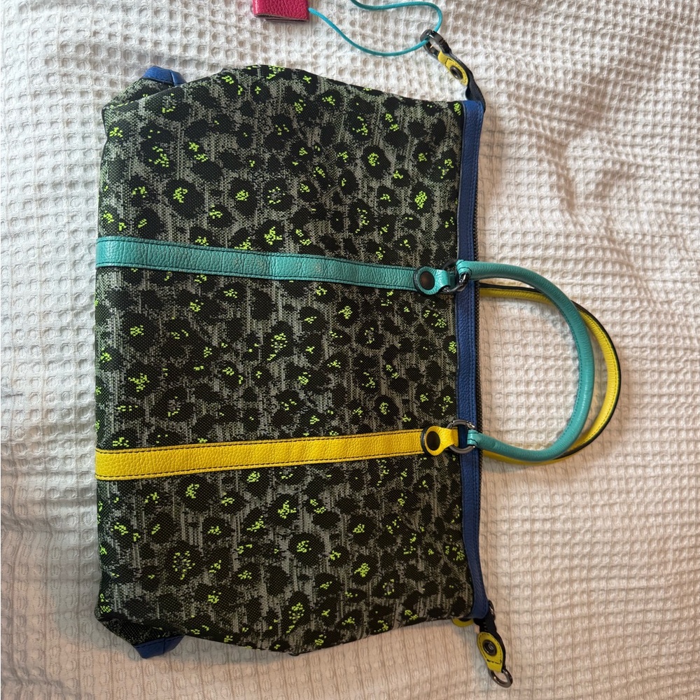Gabs Trendy Leopard Print Tote Bag with Blue and Yellow Accents